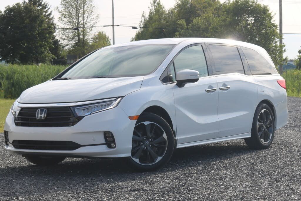 Honda Odyssey Touring FWD 2024