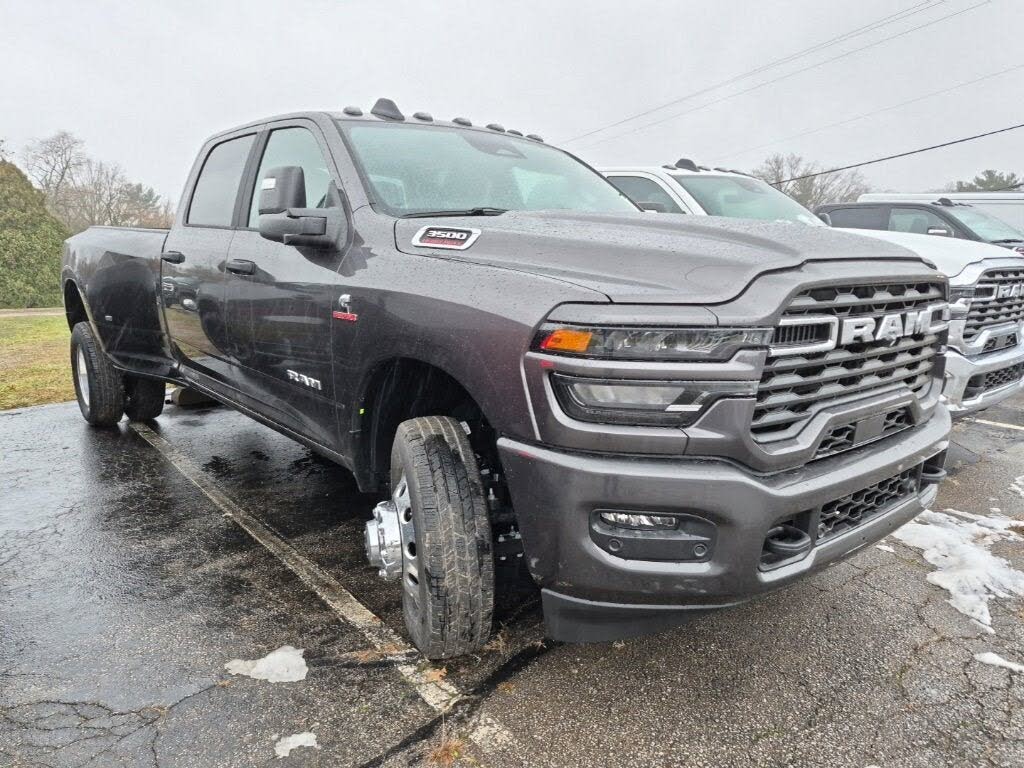 2026 RAM 3500 Big Horn Crew Cab LB DRW 4WD