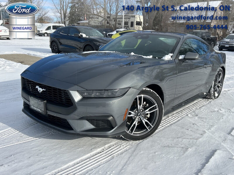 Ford Mustang EcoBoost Fastback RWD 2025