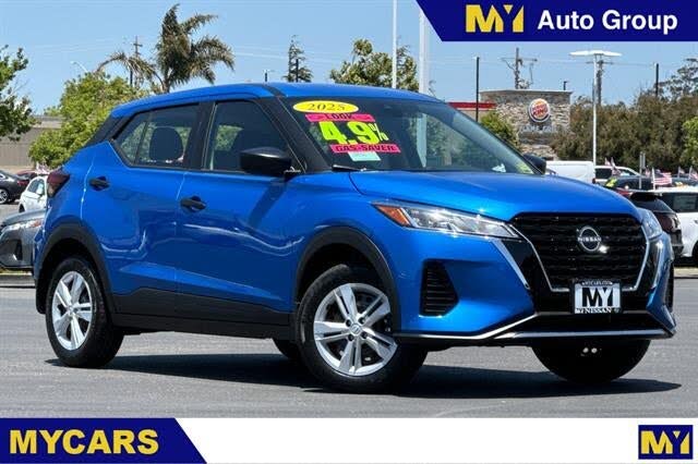 2025 Nissan Kicks Play S FWD