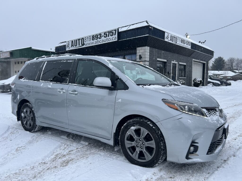 2019 Toyota Sienna SE 7-Passenger AWD