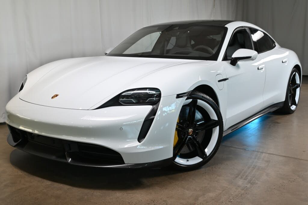 2021 Porsche Taycan Turbo S AWD
