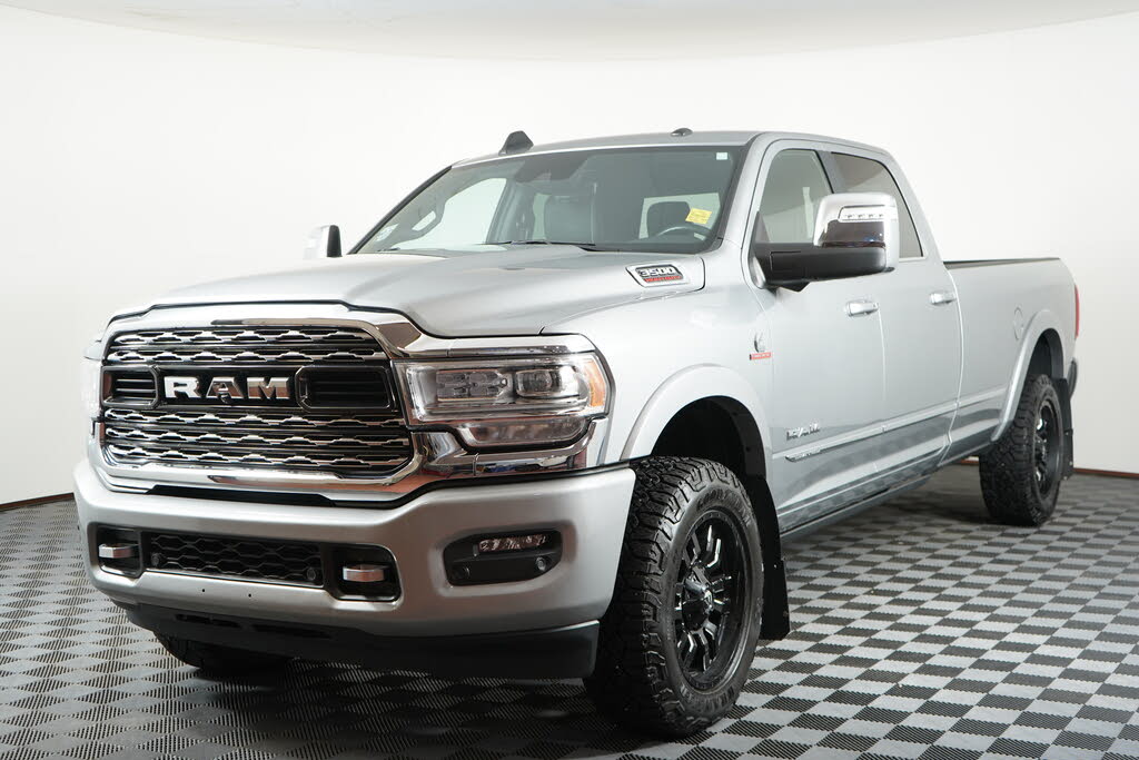 2024 RAM 3500 Limited Crew Cab LB 4WD