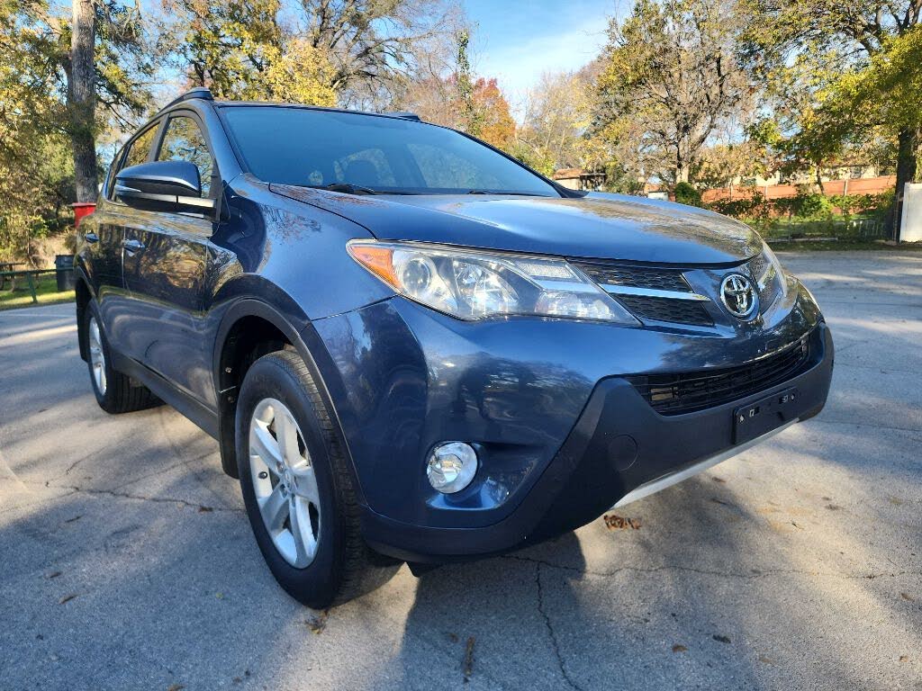 2013 Toyota RAV4 XLE