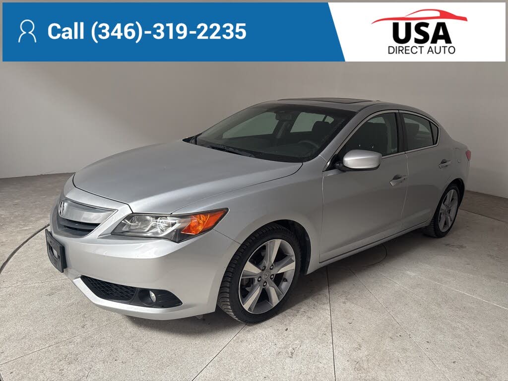 2013 Acura ILX 2.0L FWD with Premium Package