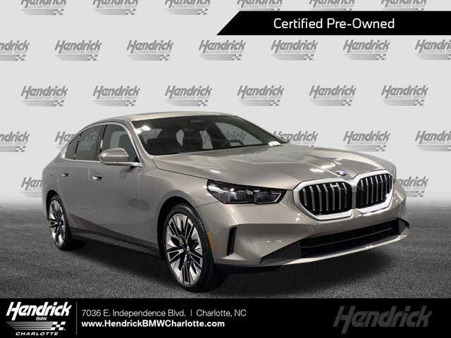 2025 BMW 5 Series 530i RWD