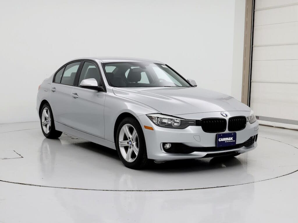 2014 BMW 3 Series 320i Sedan RWD