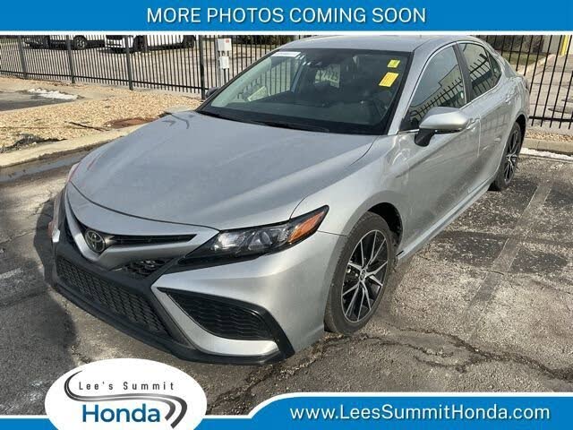 2024 Toyota Camry SE FWD