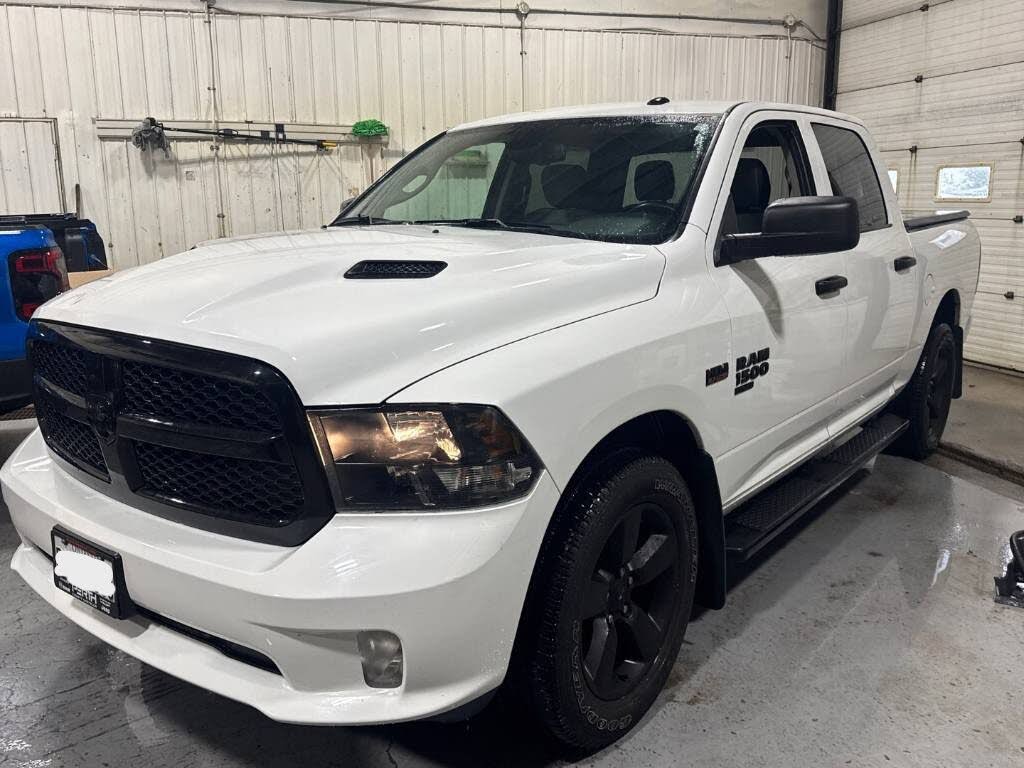 2022 RAM 1500 Classic Express Crew Cab 4WD