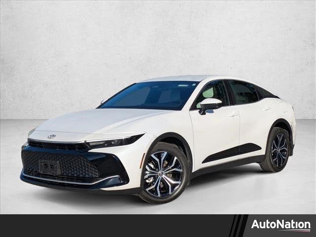 2024 Toyota Crown XLE AWD