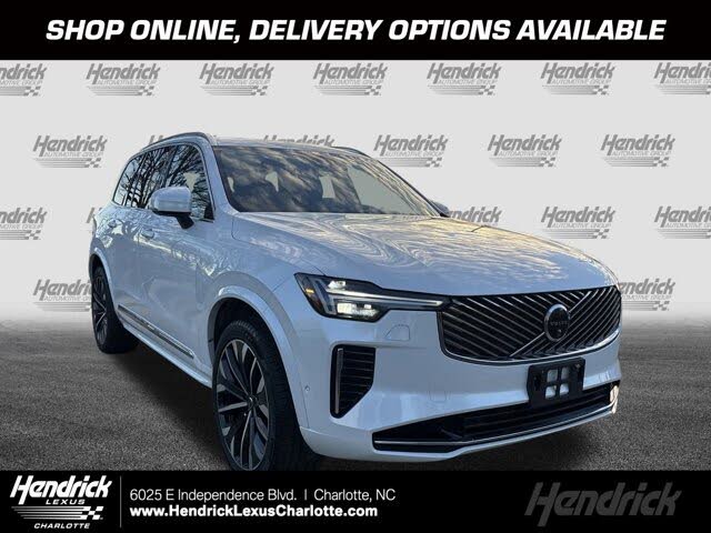 2025 Volvo XC90 B5 Plus Bright Theme 7-Passenger AWD