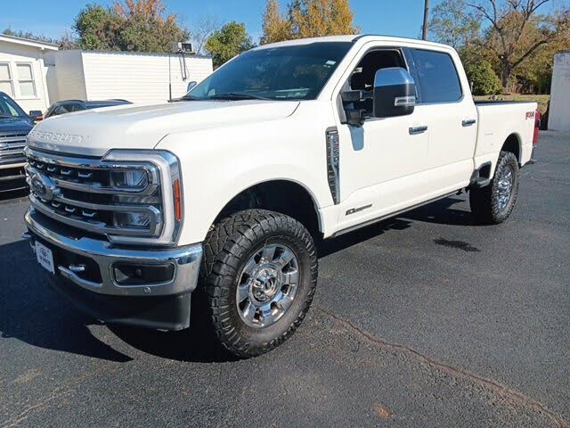 2024 Ford F-250 Super Duty Lariat Crew Cab 4WD