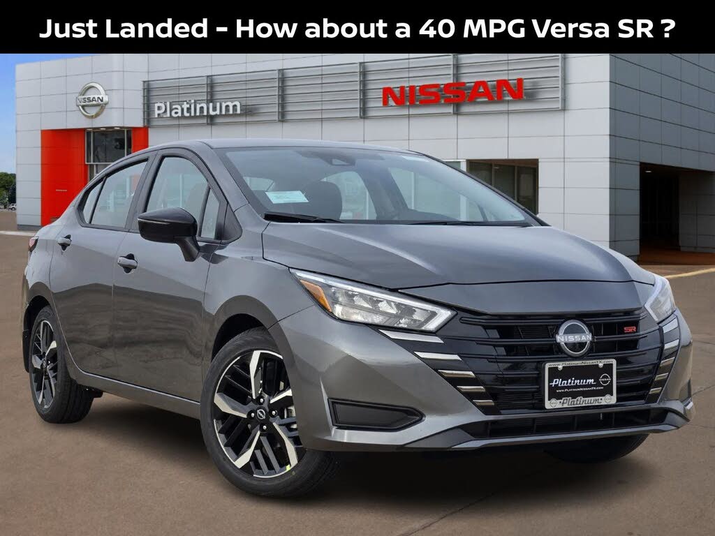2025 Nissan Versa SR FWD