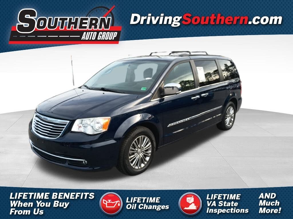2014 Chrysler Town & Country Touring-L FWD