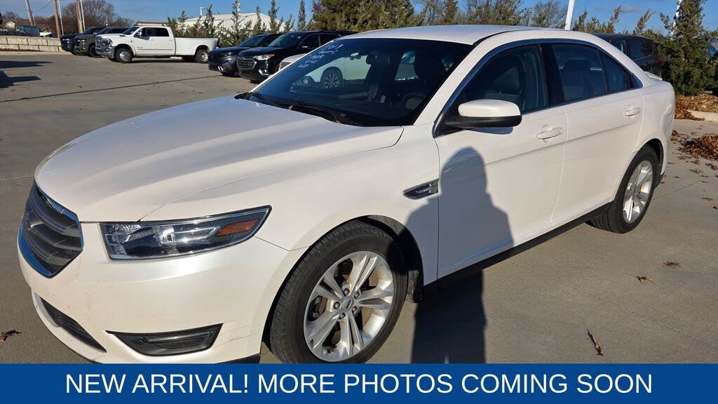 2019 Ford Taurus SEL FWD