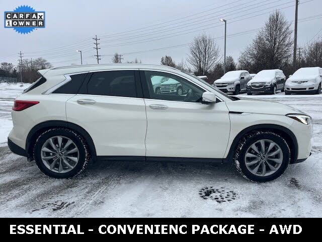 2021 INFINITI QX50 Essential AWD