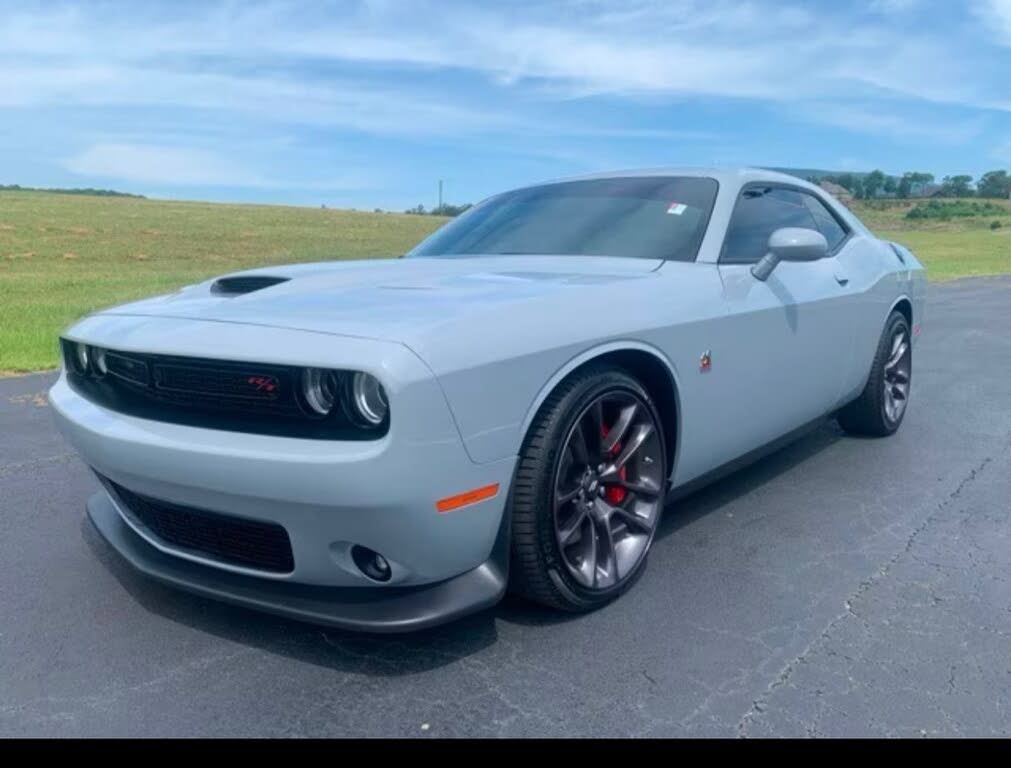 2022 Dodge Challenger R/T Scat Pack RWD
