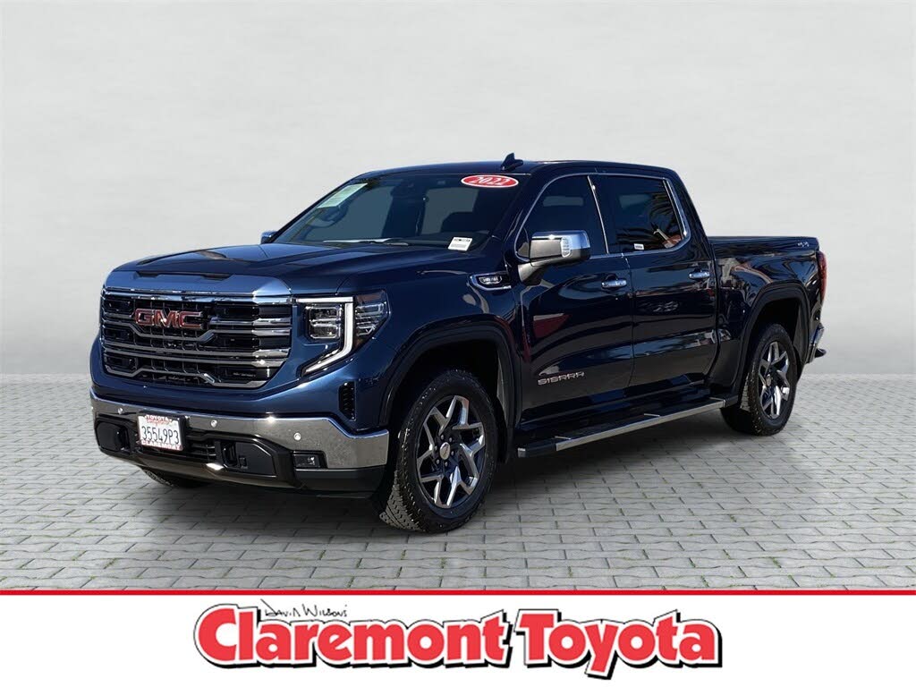 2022 GMC Sierra 1500 SLT Crew Cab 4WD