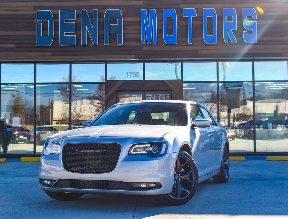 2023 Chrysler 300 S V6 RWD