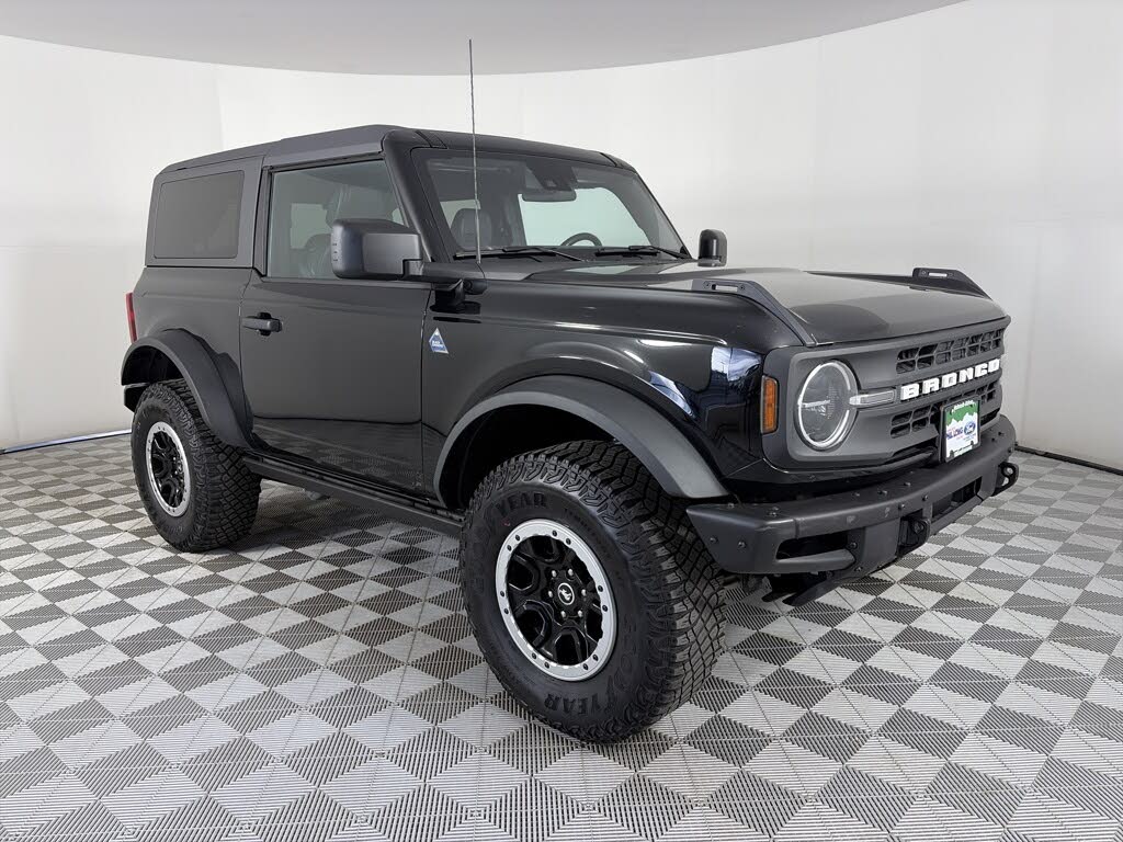 2023 Ford Bronco Black Diamond Advanced 2-Door 4WD