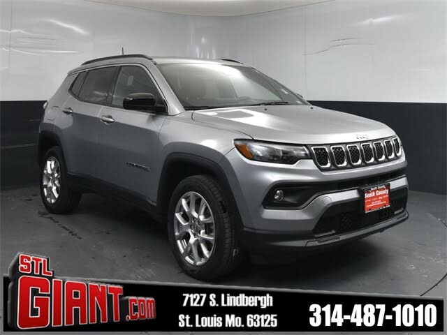 2023 Jeep Compass Latitude Lux 4WD
