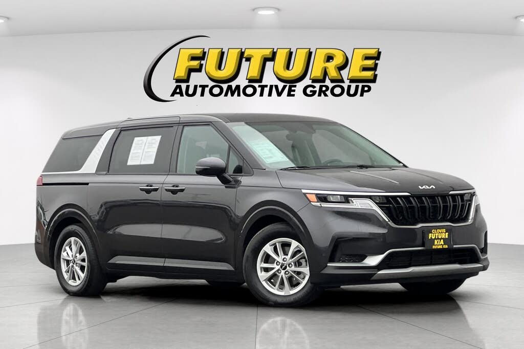 2024 Kia Carnival LX FWD