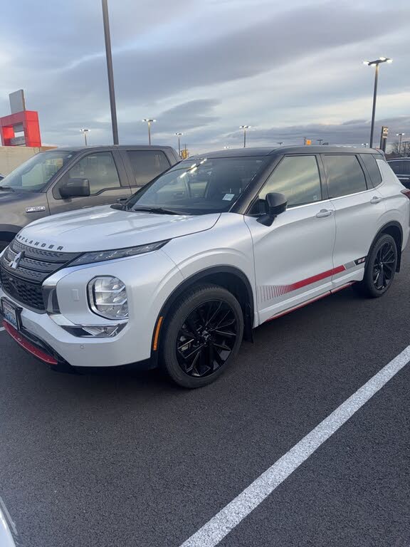 2024 Mitsubishi Outlander