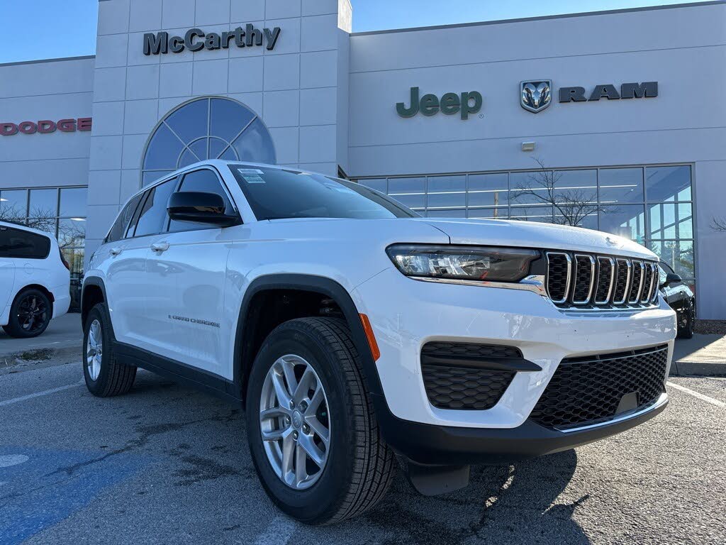 2025 Jeep Grand Cherokee Laredo X 4WD
