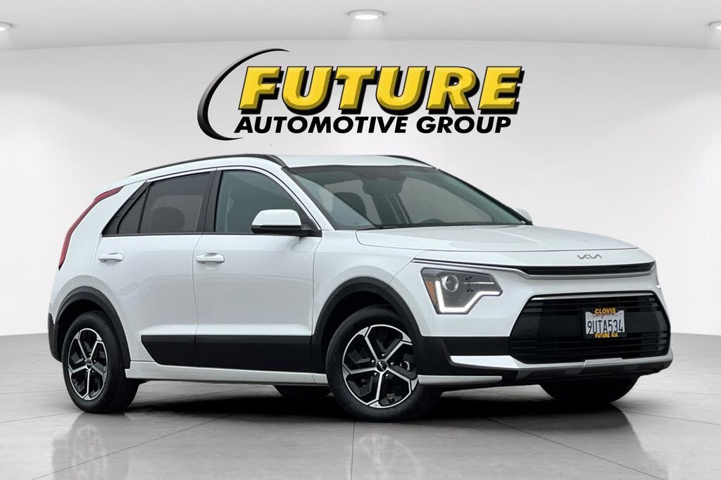 2025 Kia Niro LX FWD
