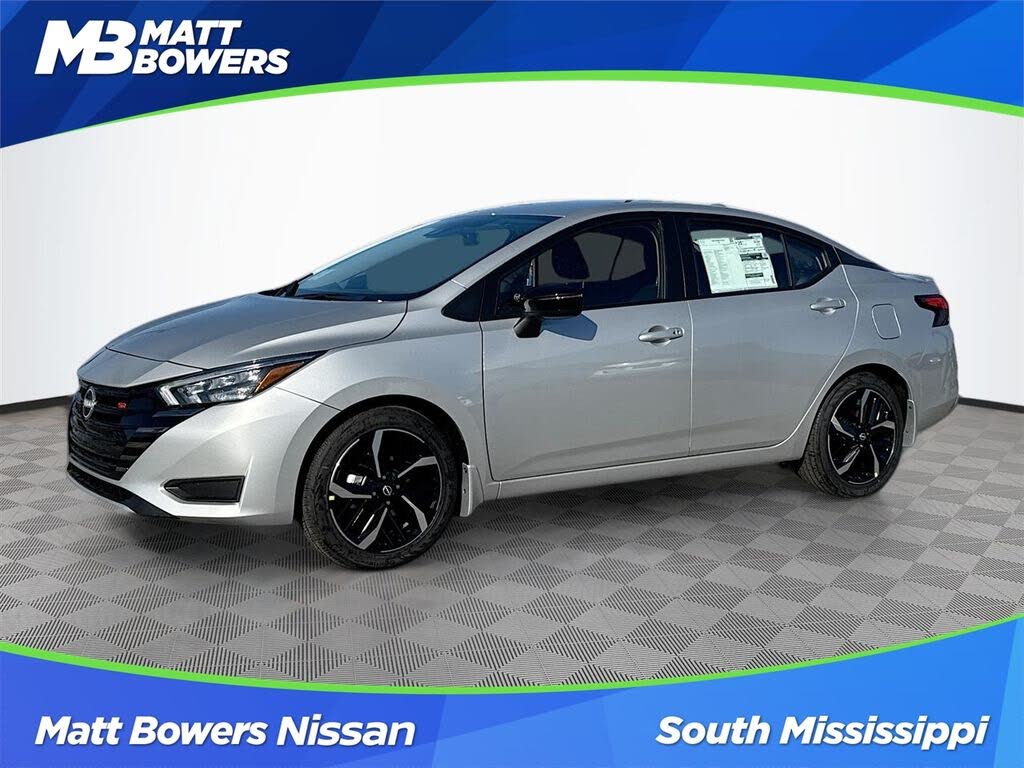 2025 Nissan Versa SR FWD