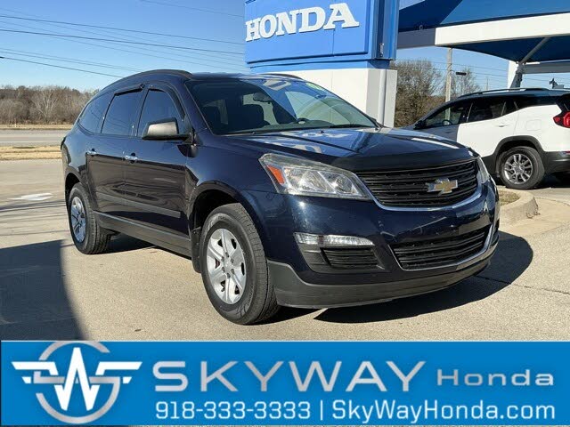 2017 Chevrolet Traverse LS FWD