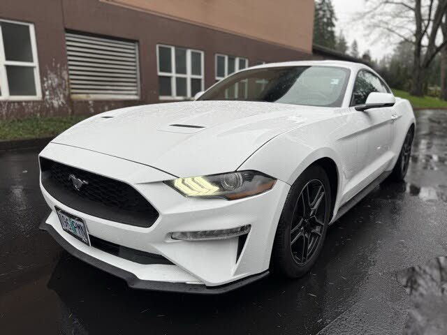 2020 Ford Mustang EcoBoost Premium Coupe RWD