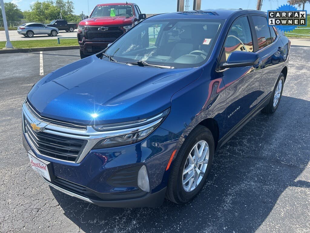 2022 Chevrolet Equinox LT FWD with 1LT