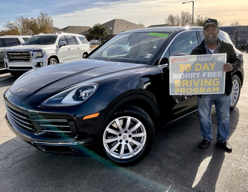 2022 Porsche Cayenne Platinum Edition AWD