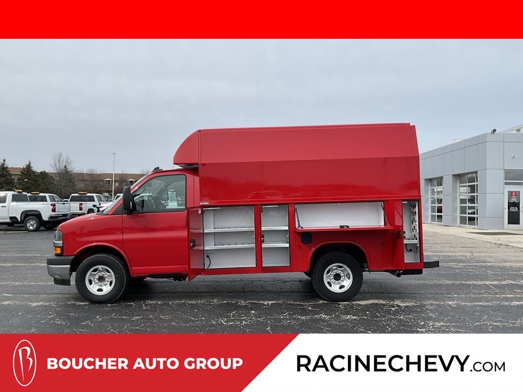 2024 Chevrolet Express Chassis 3500 Cutaway 139