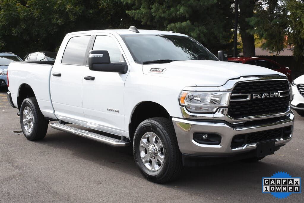 2024 RAM 2500 Big Horn Crew Cab 4WD
