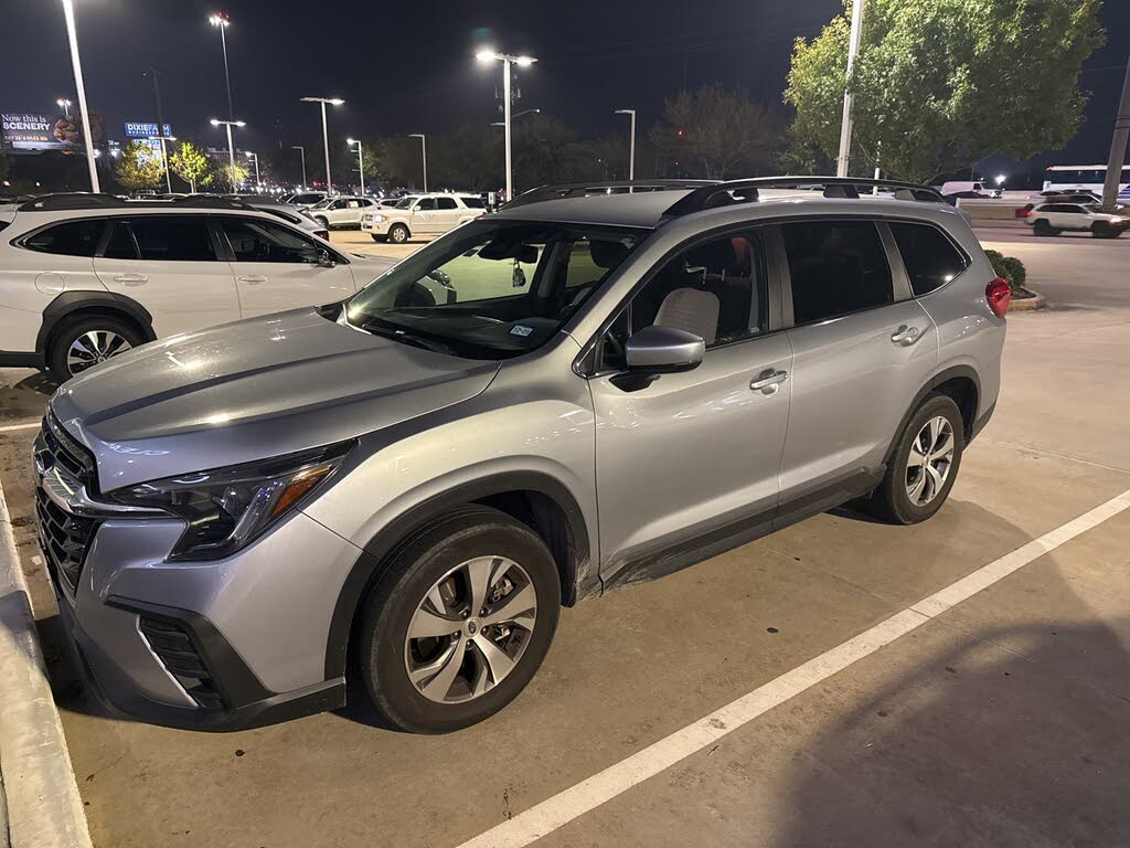 2024 Subaru Ascent Premium 8-Passenger AWD