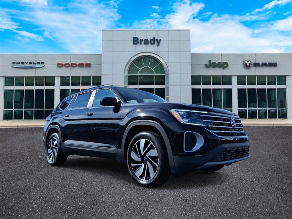 2024 Volkswagen Atlas SE FWD with Technology