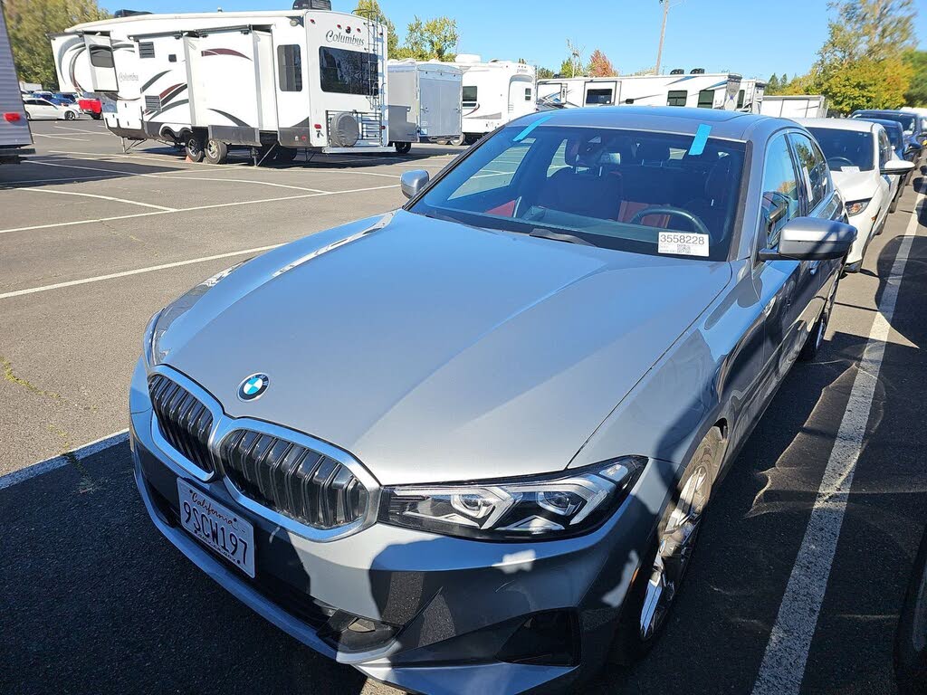 2025 BMW 3 Series 330i xDrive