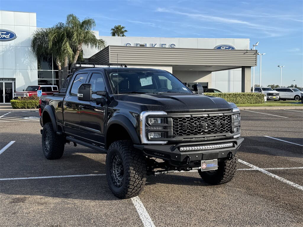2025 Ford F-250 Super Duty Lariat Crew Cab 4WD