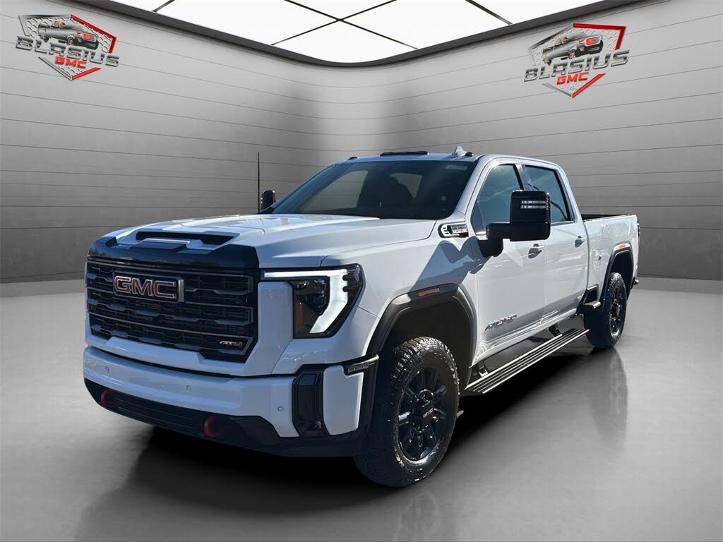 2026 GMC Sierra 2500HD AT4 Crew Cab 4WD