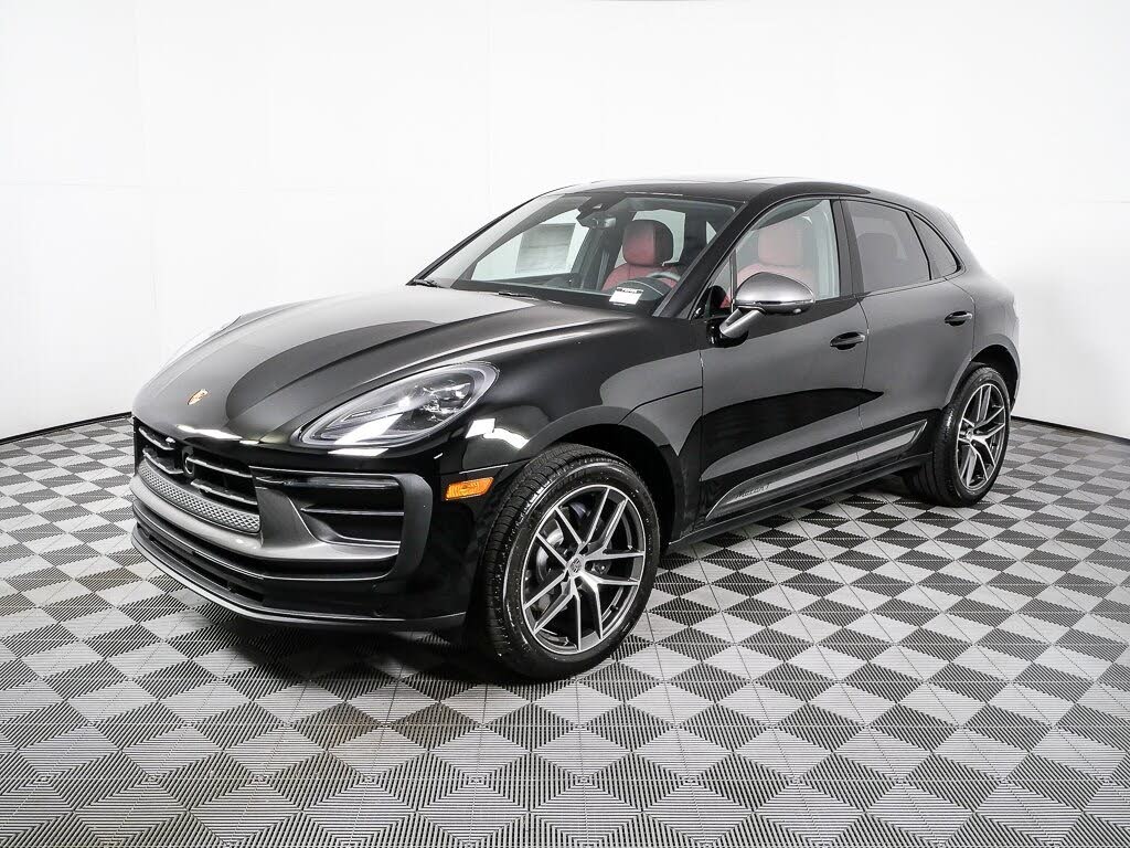 2026 Porsche Macan T AWD