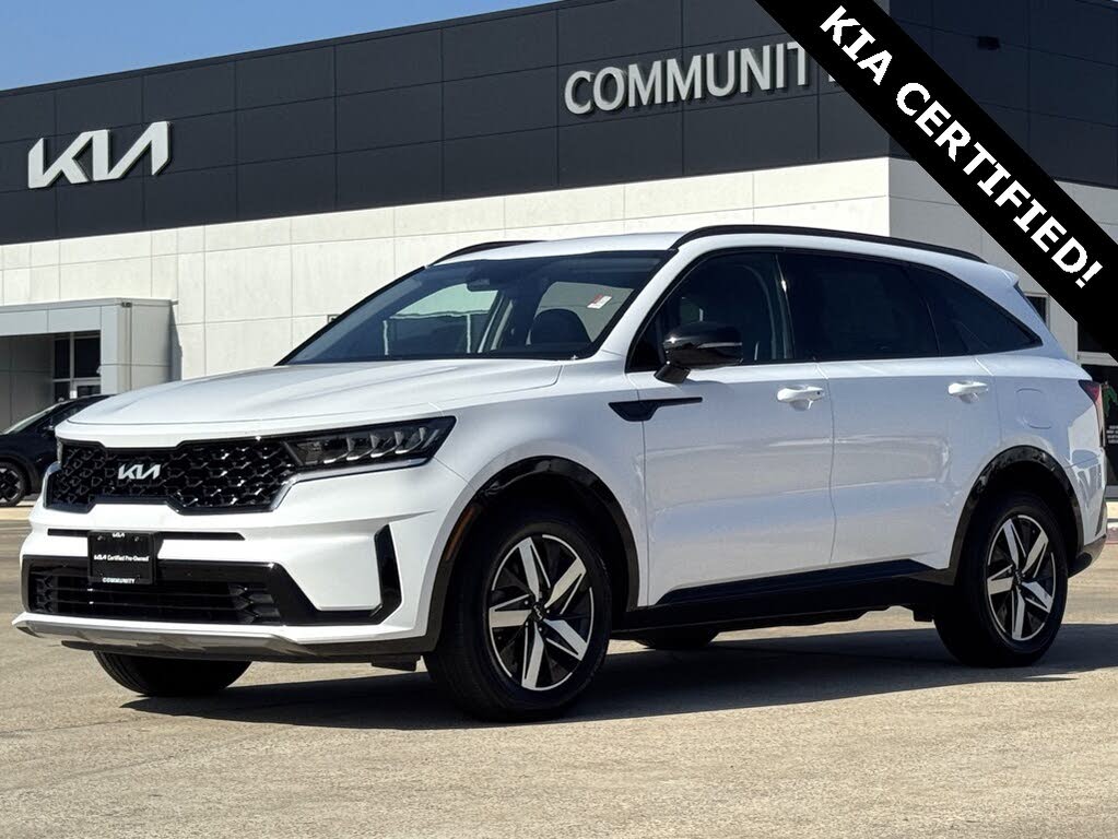 2022 Kia Sorento S FWD