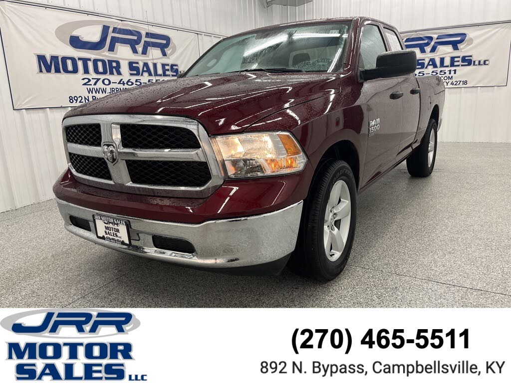 2024 RAM 1500 Classic SLT Quad Cab 4WD