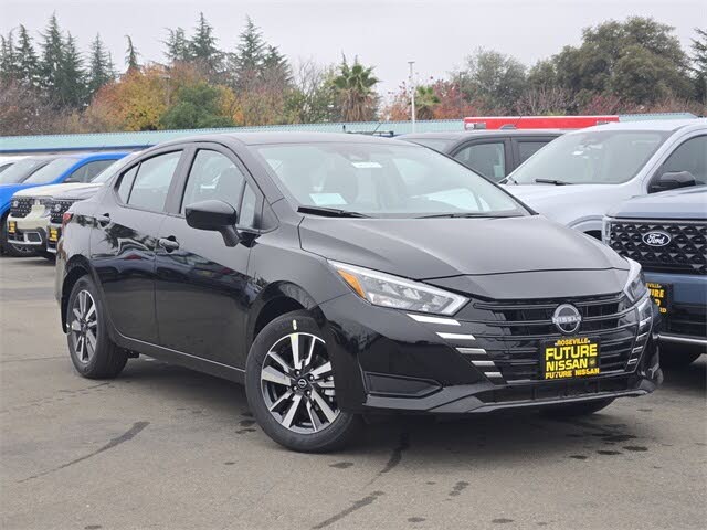 2025 Nissan Versa SV FWD