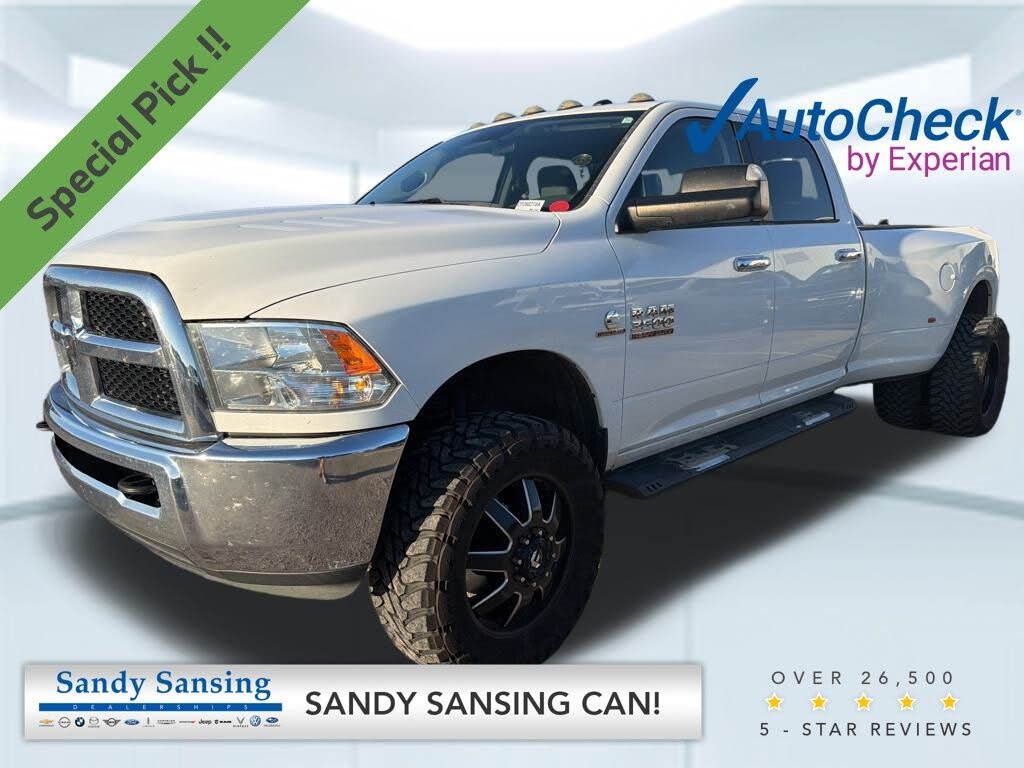 2017 RAM 3500 SLT Crew Cab LB DRW 4WD