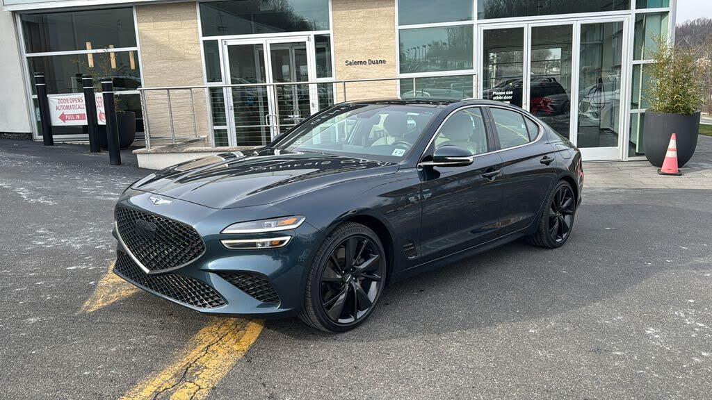 2023 Genesis G70 3.3T RWD