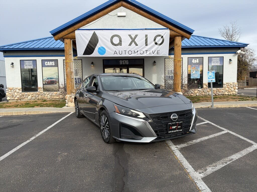 2024 Nissan Altima 2.5 SV FWD