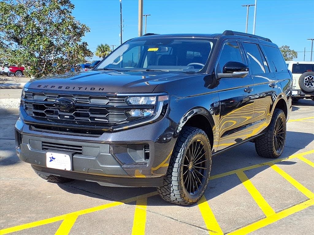 2025 Ford Expedition Active 4WD
