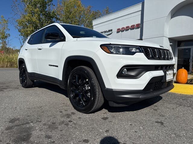 2026 Jeep Compass Latitude 4WD